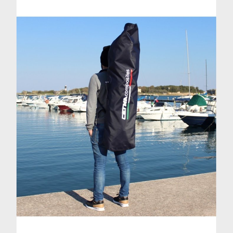 Stor finnetaske med skulderstropper - CETMA